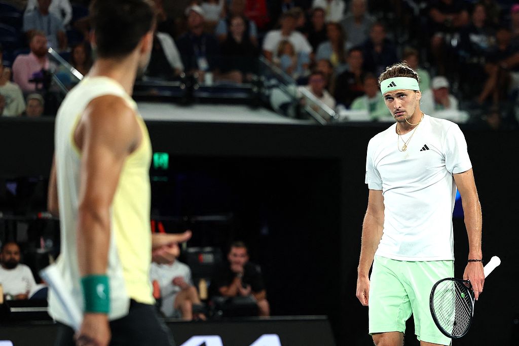 开云体育登录-关于澳大利亚网球队翻盘西班牙网球队，阿尔卡拉斯制霸全场的信息