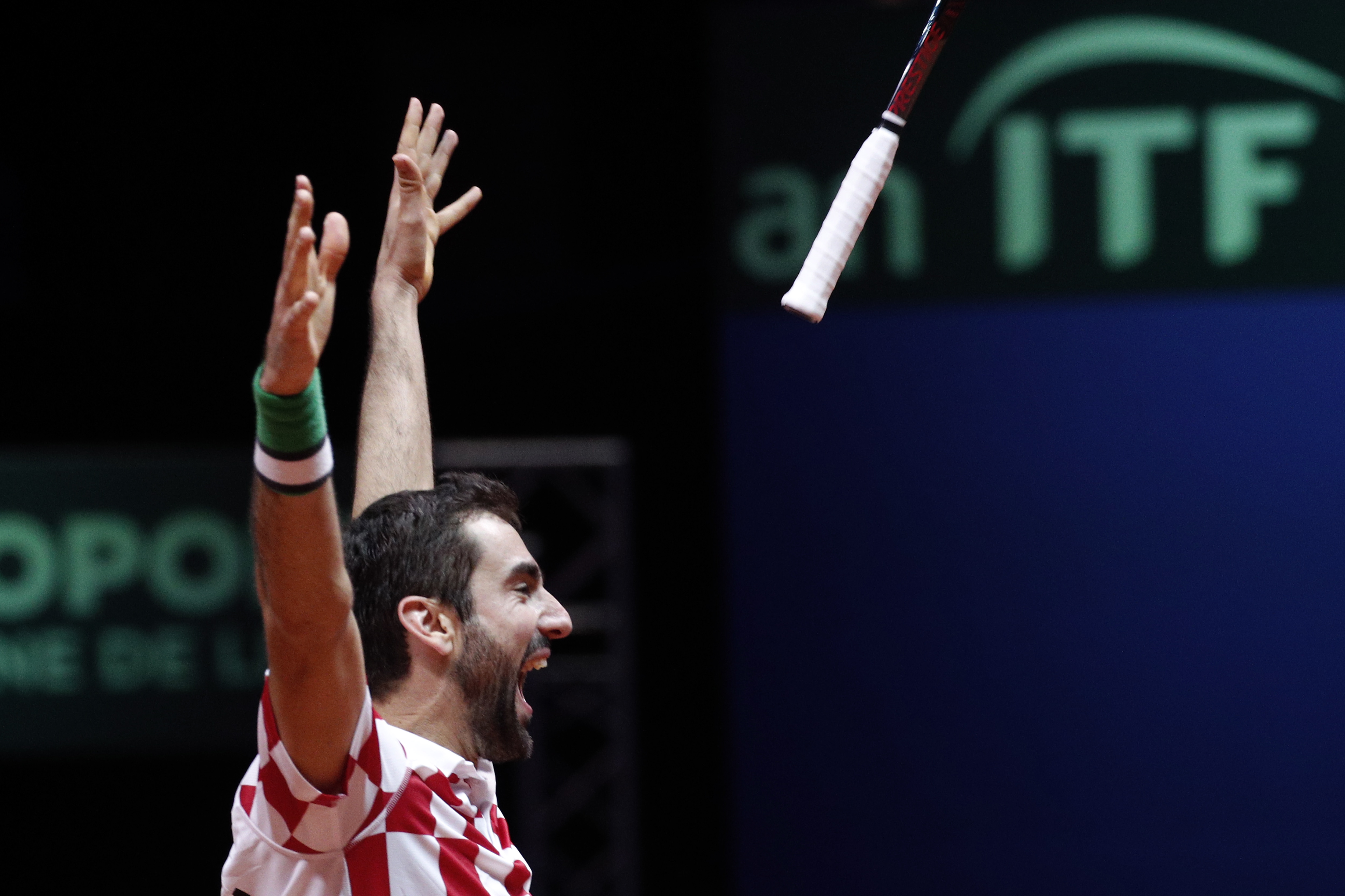 意大利网球队轻取欧洲网球队，克耶高斯三分雨点燃全场