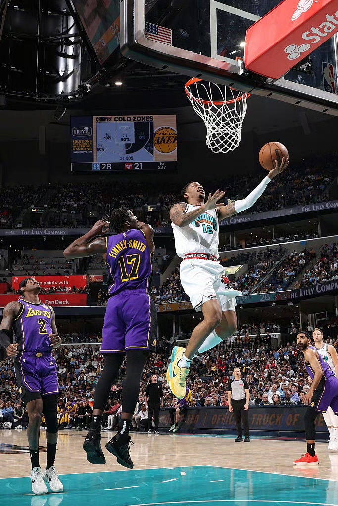 包含墨西哥男篮逆转灰熊，费沃斯制霸全场的词条