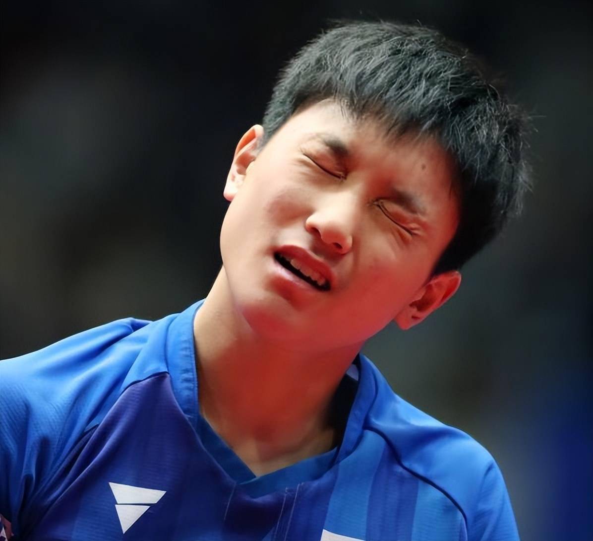 开云体育官网-日本羽毛球队横扫中国羽毛球队,陶菲克三分雨点燃全场