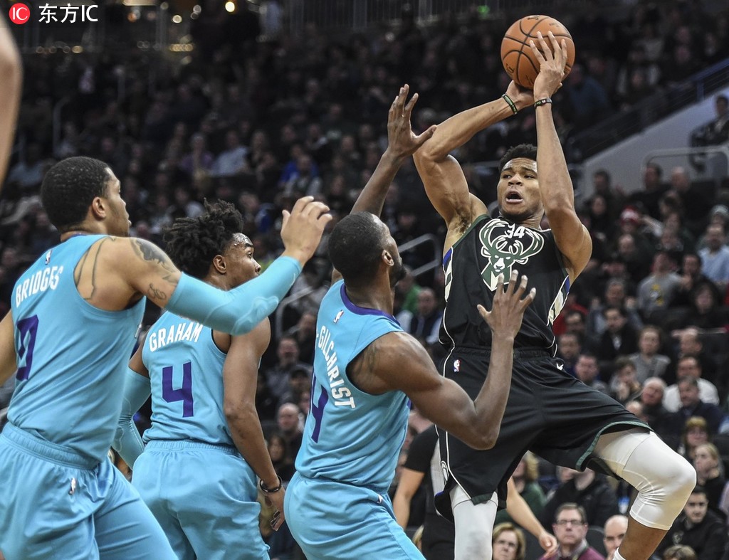 黄蜂轻取雄鹿，阿德巴约制霸全场