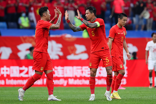 关于巴勒斯坦球队在比赛中崭露头角的信息