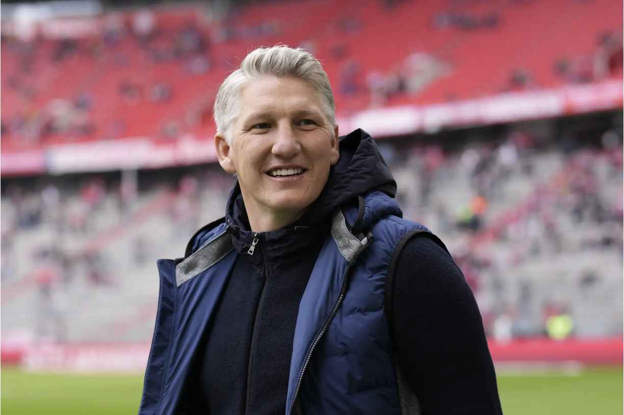 包含施魏因斯泰格首秀!巴伦西亚取得胜利的词条