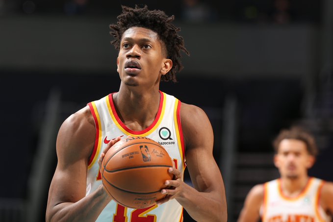 开云体育直播-关于老鹰前场碾压开拓者，亨特手感火热的信息