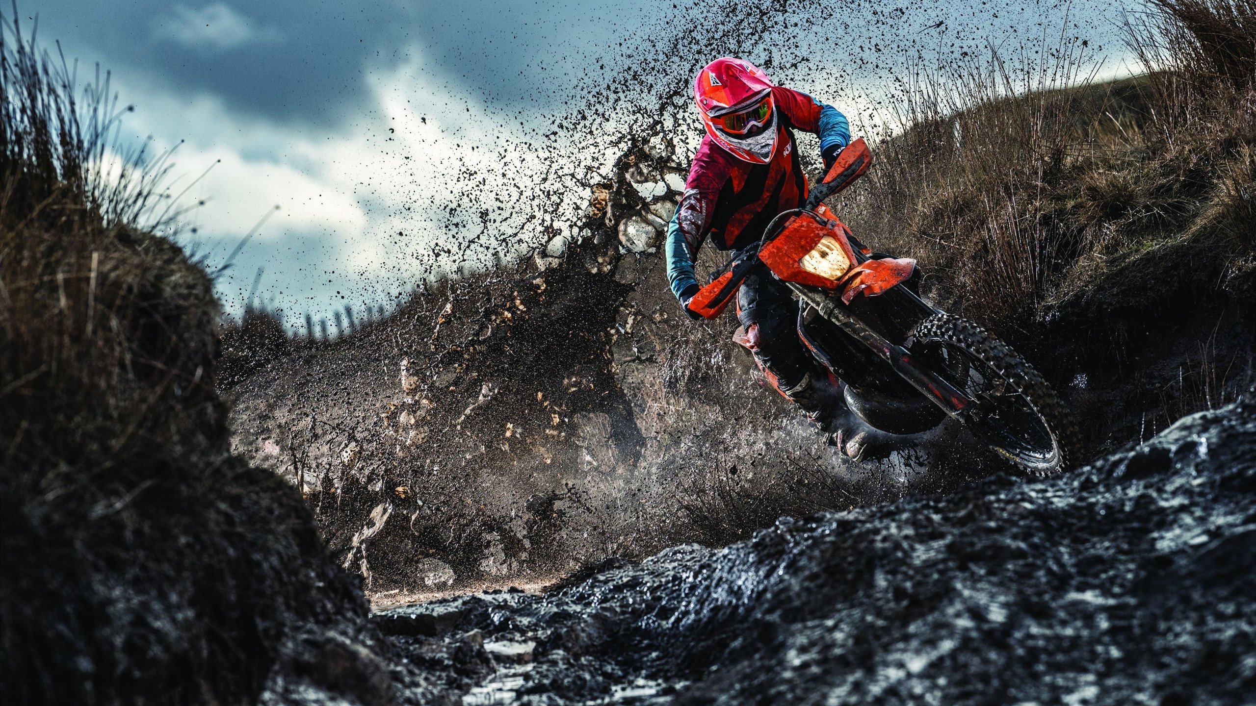 北欧铁骑稳如磐石，贝林厄姆一锤定音—芬兰力克瑞士背后的战术与意志