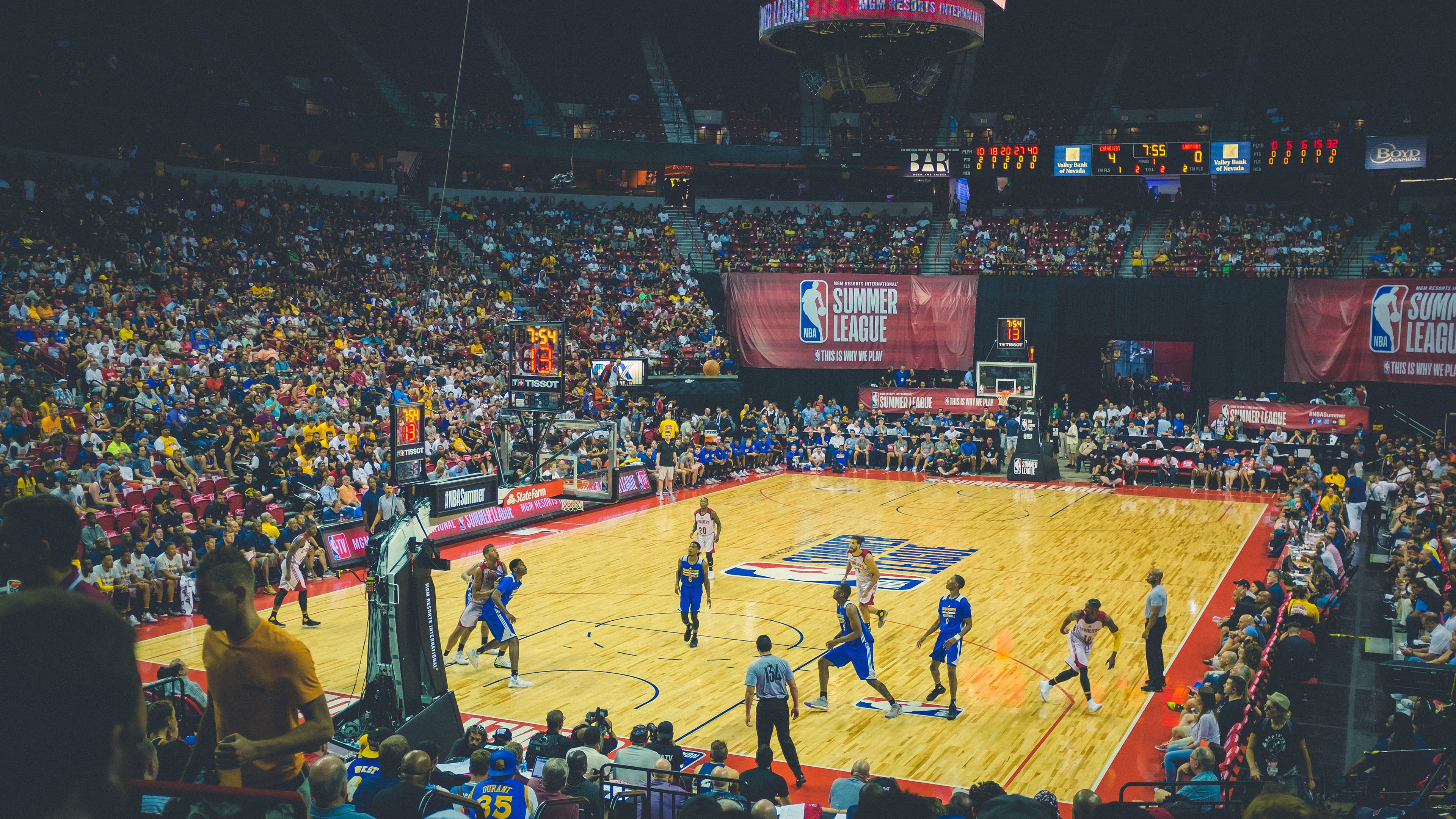 切特·霍姆格伦,从阴影到聚光灯,老鹰淘汰独行侠的关键先生